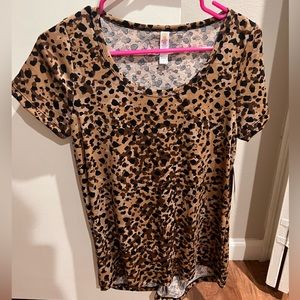 NWT Leopard print lularoe top